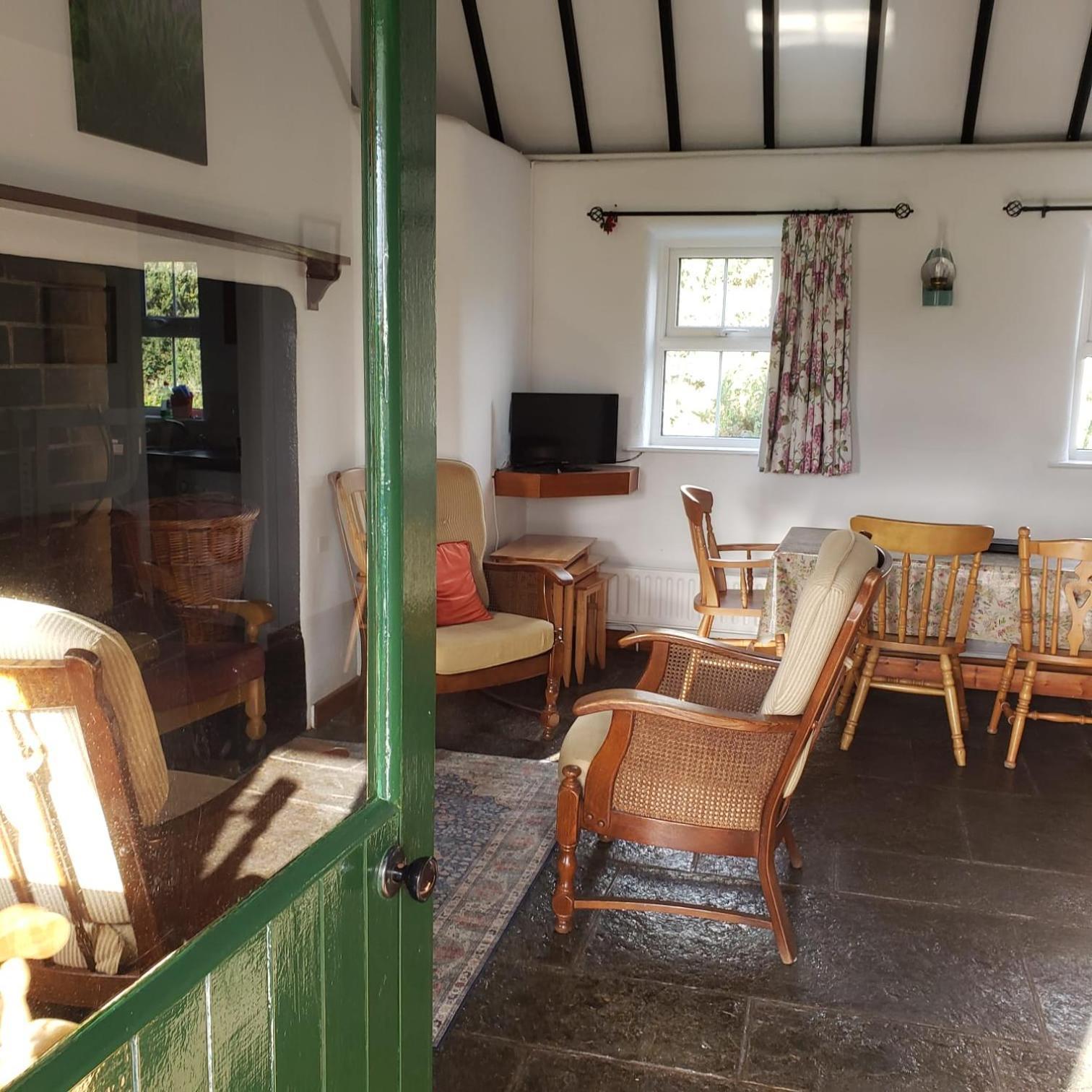Louisburgh Cottages ภายนอก รูปภาพ